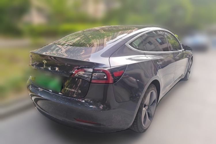 Tesla Model 3 2019 — 4