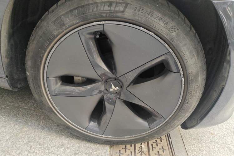 Tesla Model 3 2019 — 5