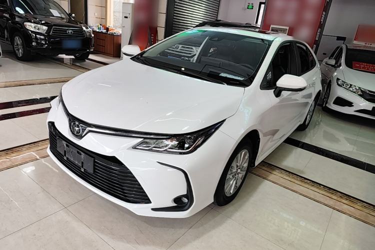 Toyota Corolla 2021 — фото 1