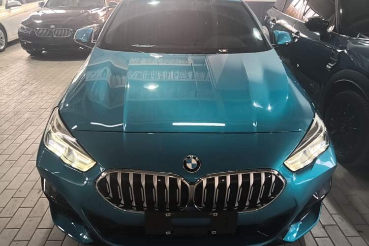 BMW 225i 2021 — 2