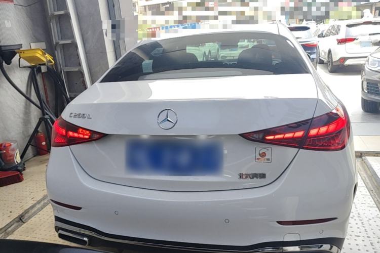 Mercedes-Benz C 260 L 2023 — 5