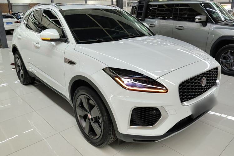 Jaguar e pace 2024 — фото 3