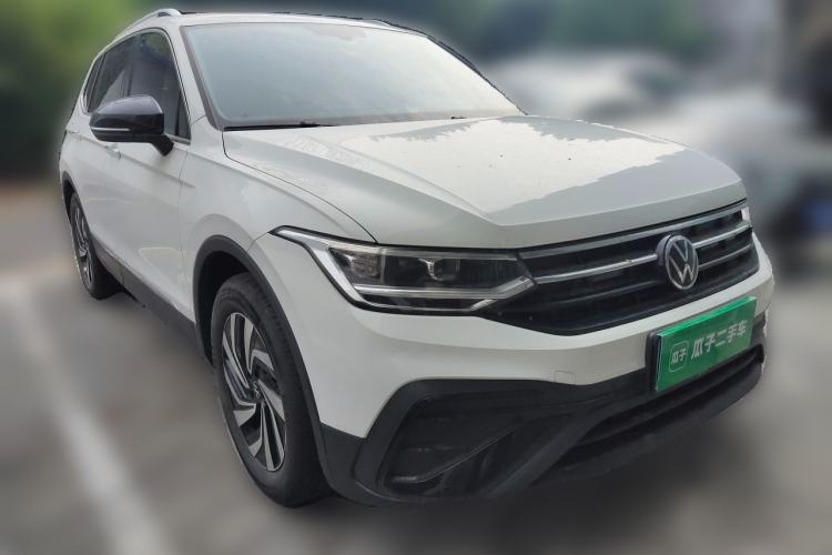 Volkswagen Tiguan L 2025 — 3