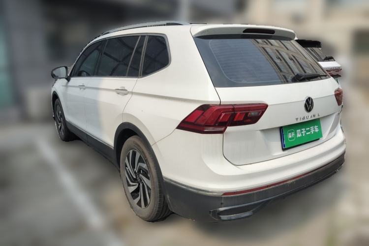 Volkswagen Tiguan L 2025 — 4
