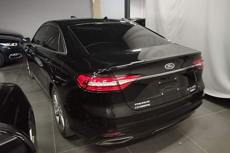 Ford Taurus 2019 — 4