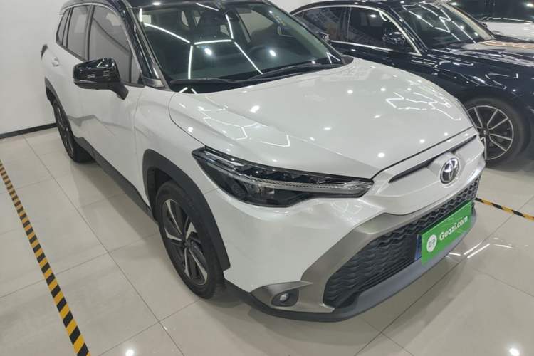 Toyota Corolla Cross 2022 — фото 3