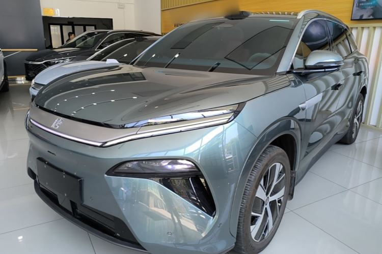BYD Tang L 2025 — фото 1