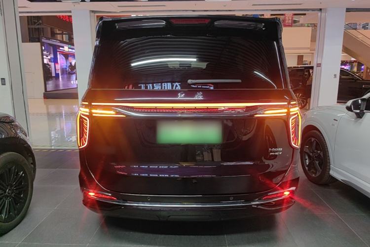 Hongqi HQ9 PHEV 2024 — 5