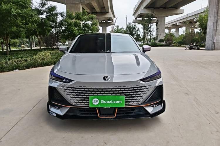 ChangAn UNI-V 2023 — 2