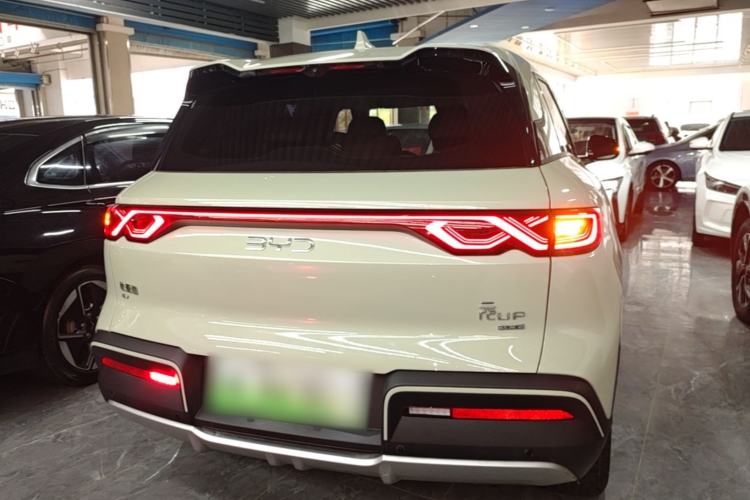 BYD Yuan Up 2025 — 5