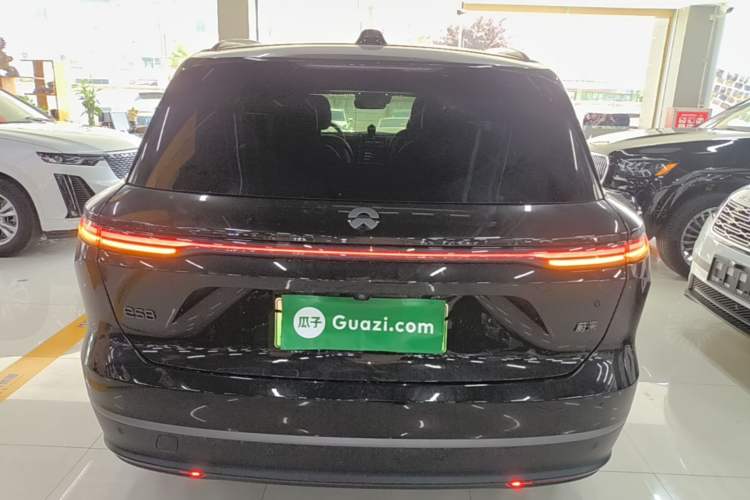 NIO ES8 2024 — 5