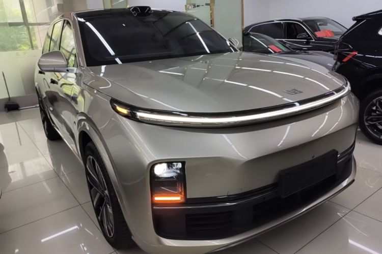 Li Auto L9 2022 — 3
