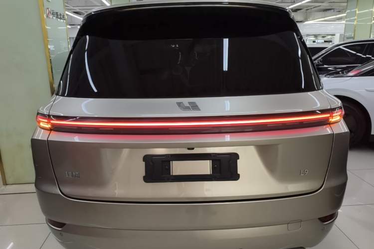 Li Auto L9 2022 — 5