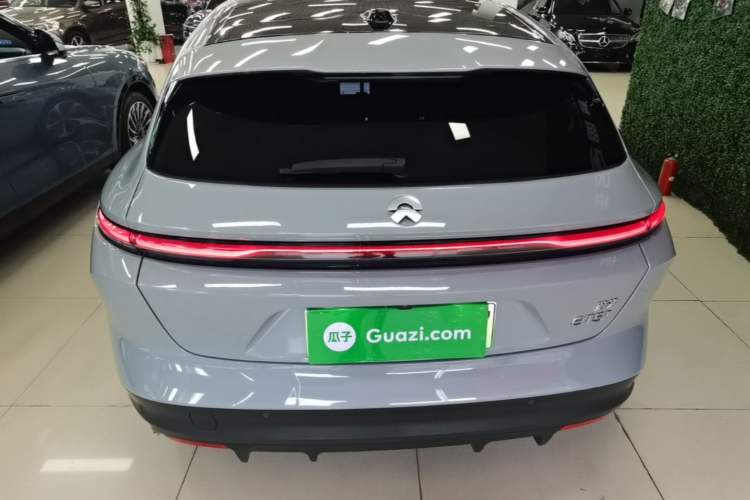 NIO ET5T 2023 — 5