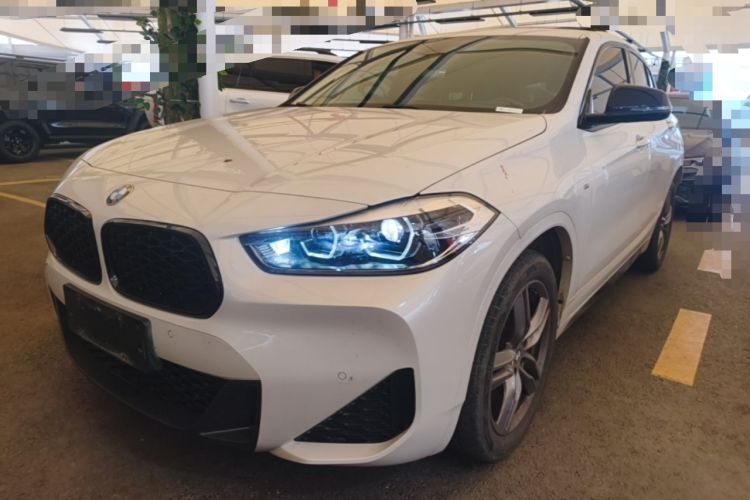 BMW X2 2023 — фото 1