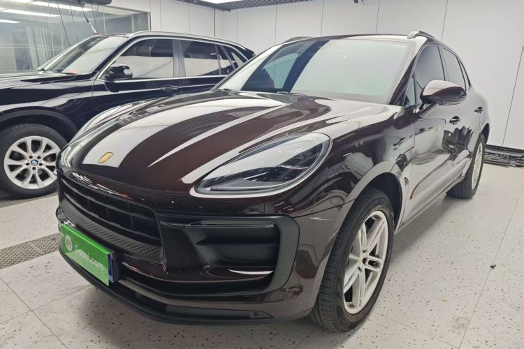 Porsche Macan 2022 — фото 1