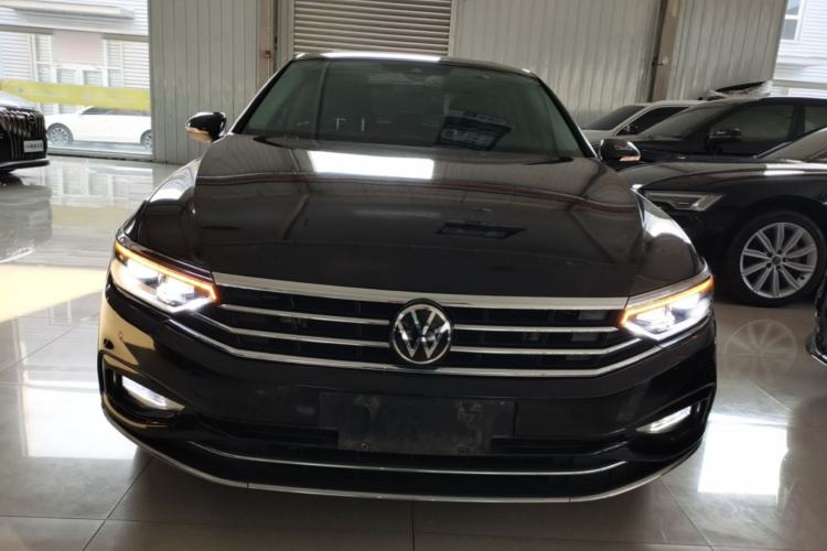 Volkswagen Magotan 2020 — 2