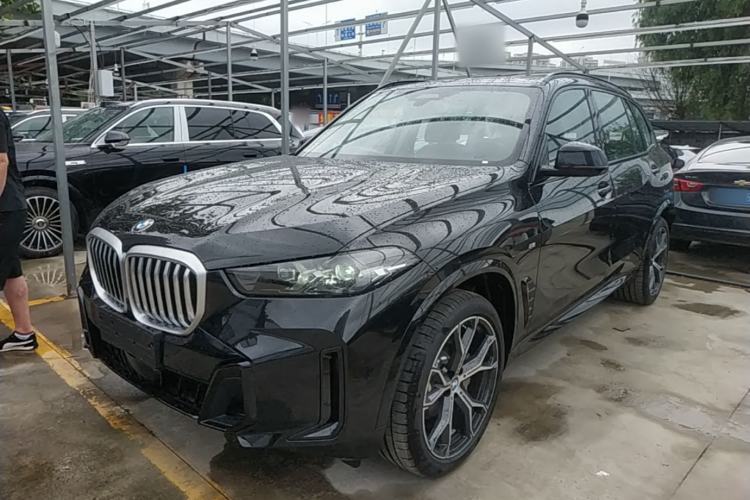 BMW X5 2026 — фото 1