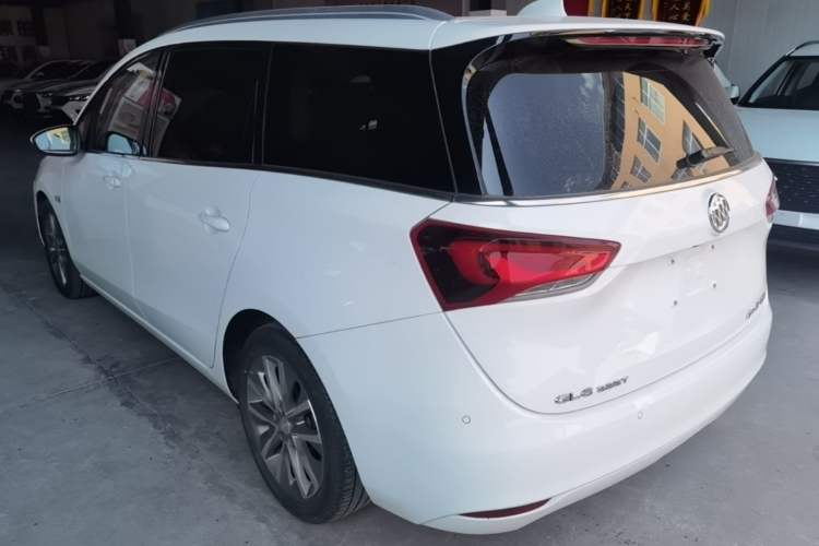 Buick GL6 2021 — 4