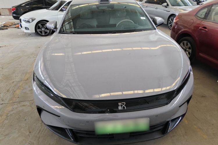 BYD Han 2025 — 2
