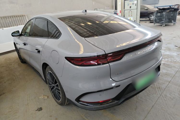 BYD Han 2025 — 4