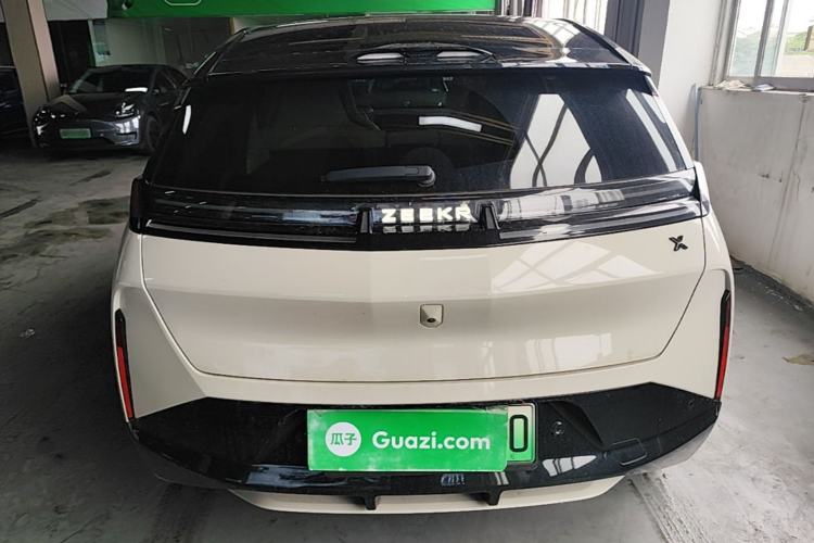 Zeekr X 2023 — 5