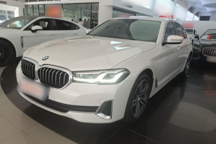 BMW 530Li 2021 — фото 1