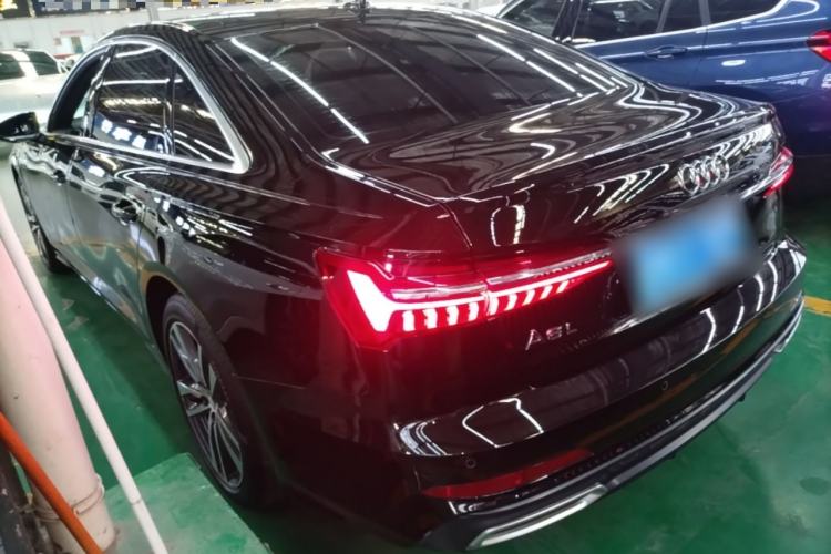 Audi A6L 2021 — 4