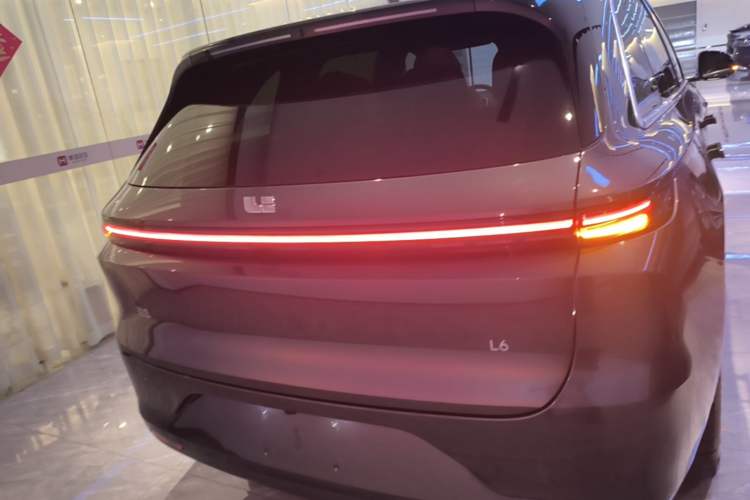 Li Auto L6 2024 — 5