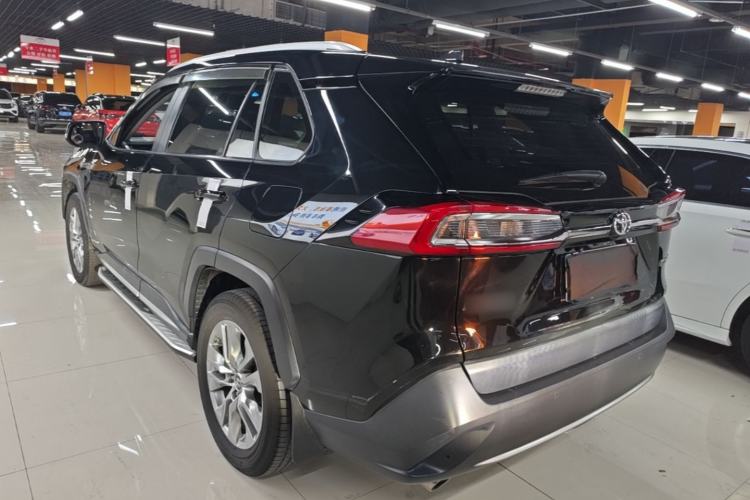 Toyota RAV4 2020 — 4
