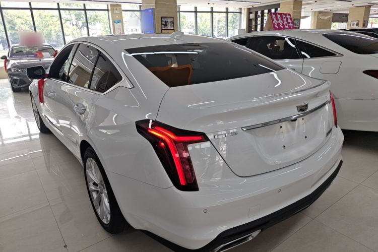 Cadillac CT5 2022 — 4