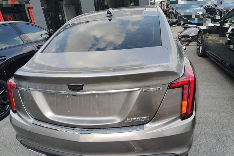 Cadillac CT5 2024 — 5
