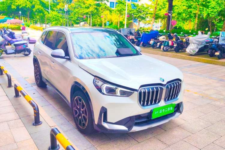 BMW X1 2023 — фото 3