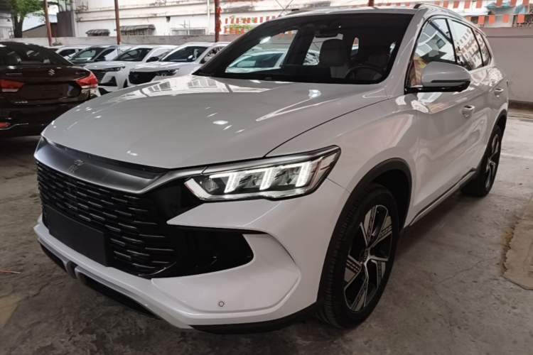 BYD Song Pro 2023 — фото 1