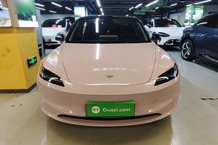 Tesla Model 3 2023 — 2