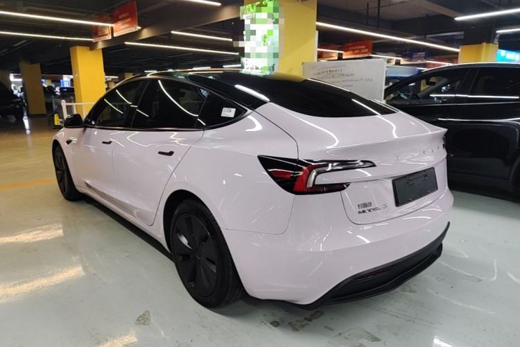 Tesla Model 3 2023 — 4