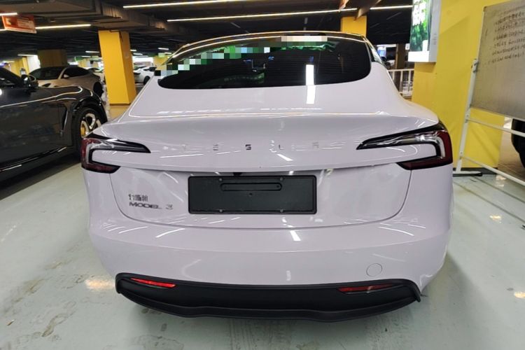 Tesla Model 3 2023 — 5