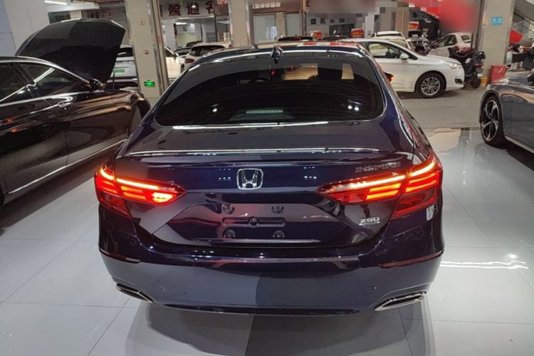 Honda Accord 2019 — 5
