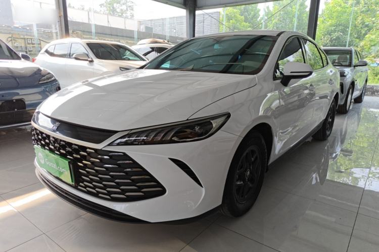 BYD Qin PLUS 2025 — фото 1