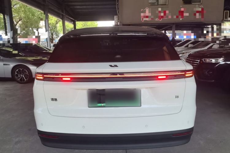 Li Auto i6 2025 — 5