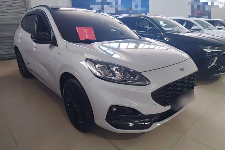 Ford Escape 2024 — 3
