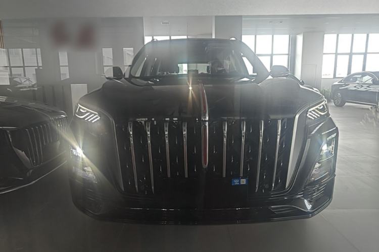 Hongqi HS5 2025 — 2