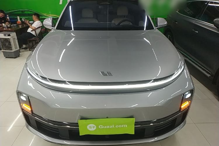 Li Auto L7 2023 — 2
