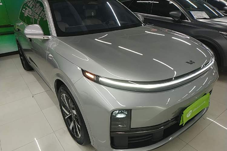 Li Auto L7 2023 — 3