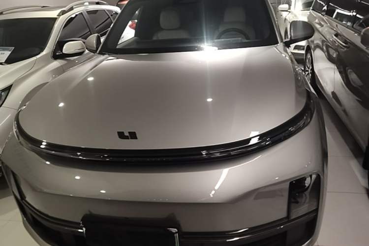 Li Auto L9 2022 — 2