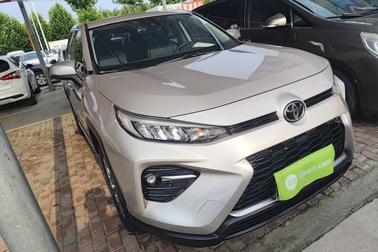 Toyota RAV4 2020 — фото 3