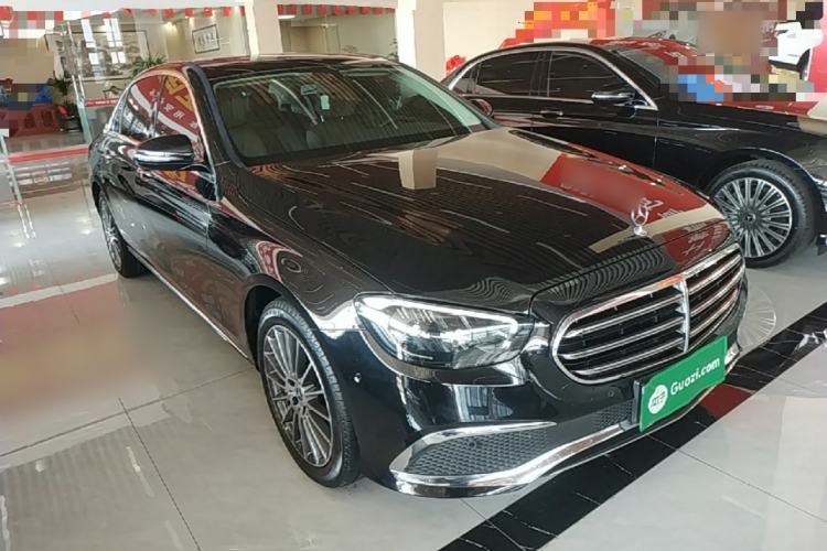 Mercedes-Benz E 260 L 2022 — 3