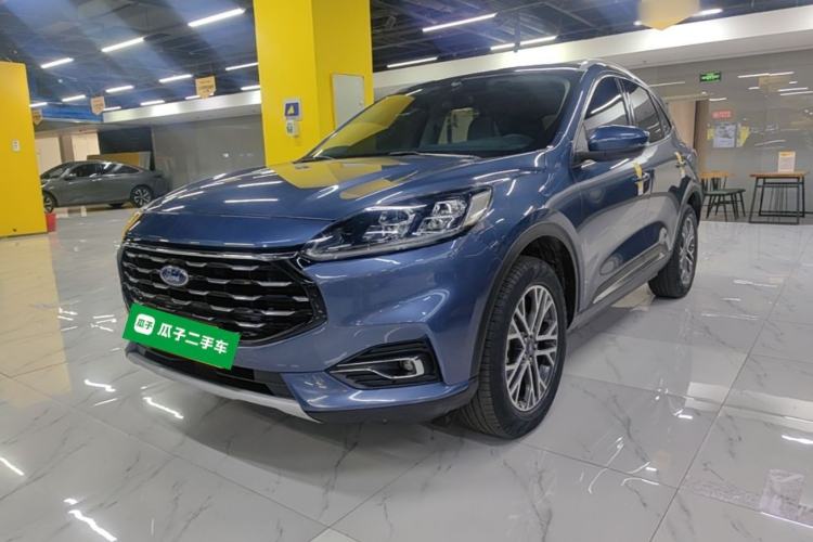Ford Escape 2020 — фото 1