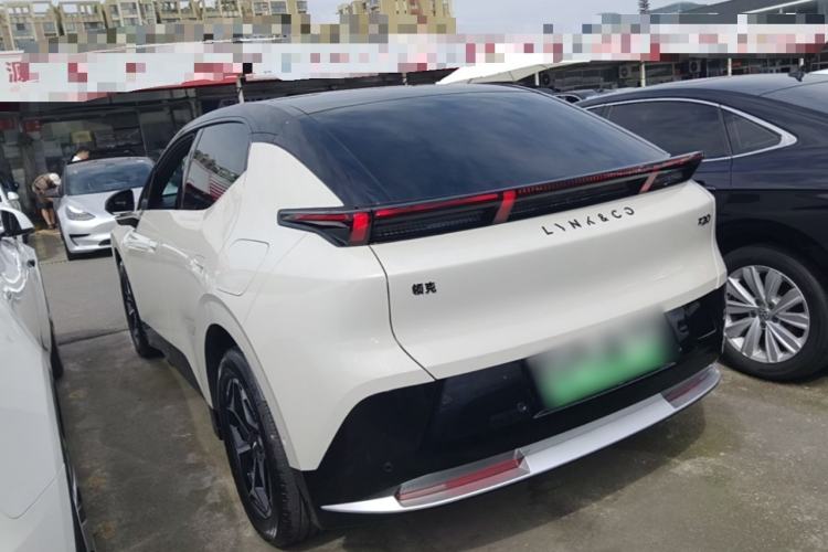 Lynk & Co Z20 2026 — 4
