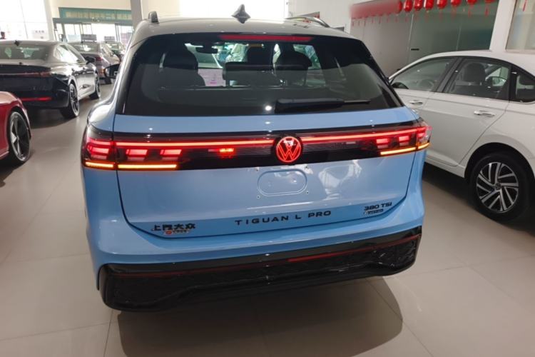 Volkswagen Tiguan L 2026 — 5